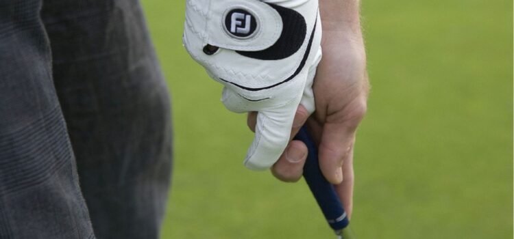 The Ultimate Guide to Golf Gloves